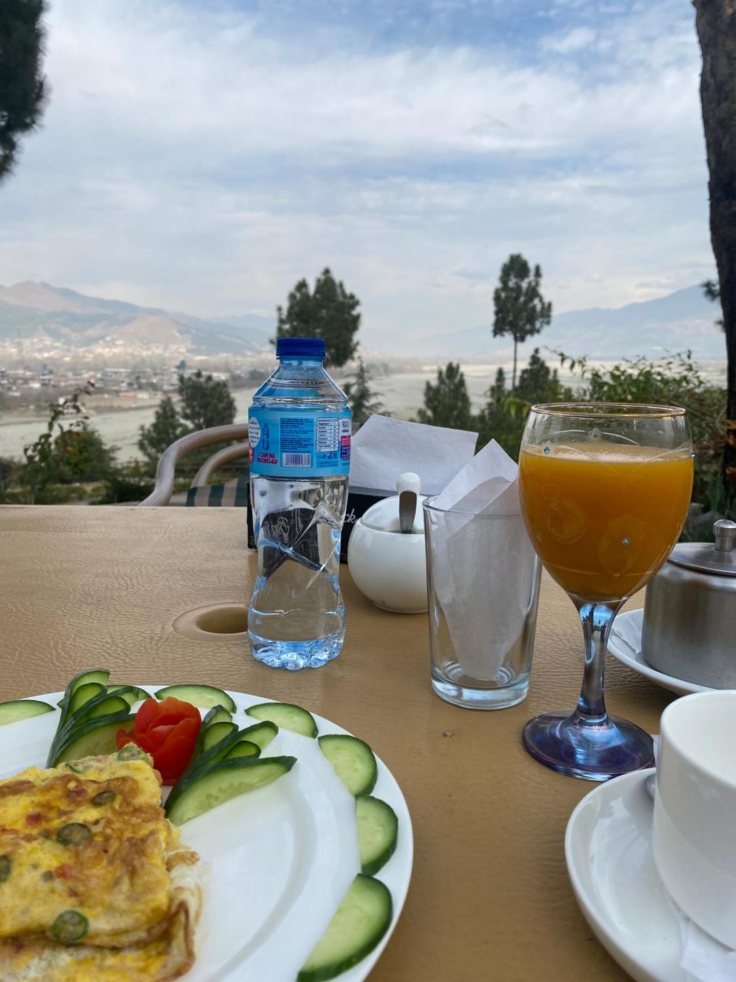 Rock City Resort Mingora Εξωτερικό φωτογραφία