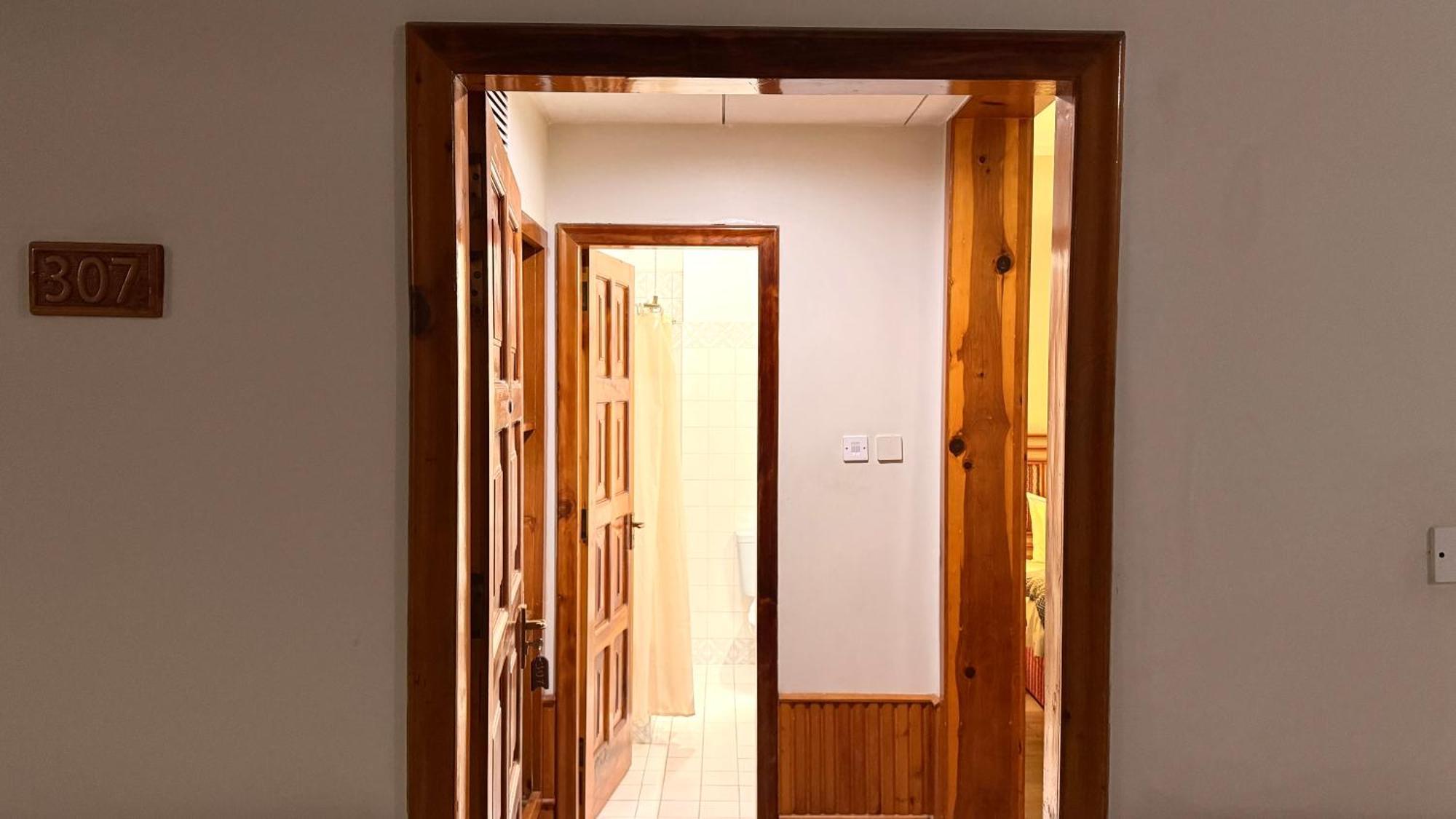 Rock City Resort Mingora Εξωτερικό φωτογραφία